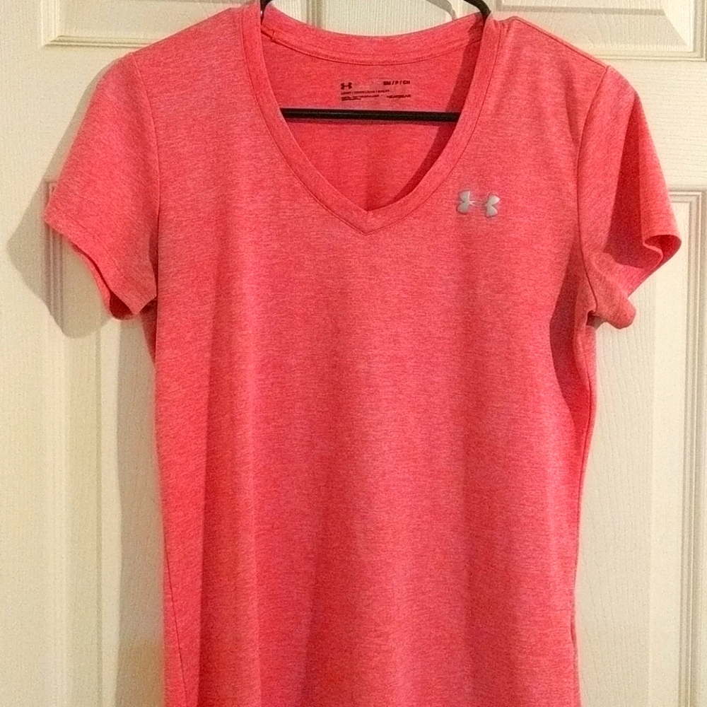UA tee